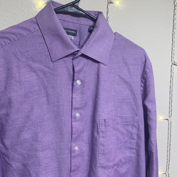 Van Heusen Dress Shirt - Picture 2 of 3